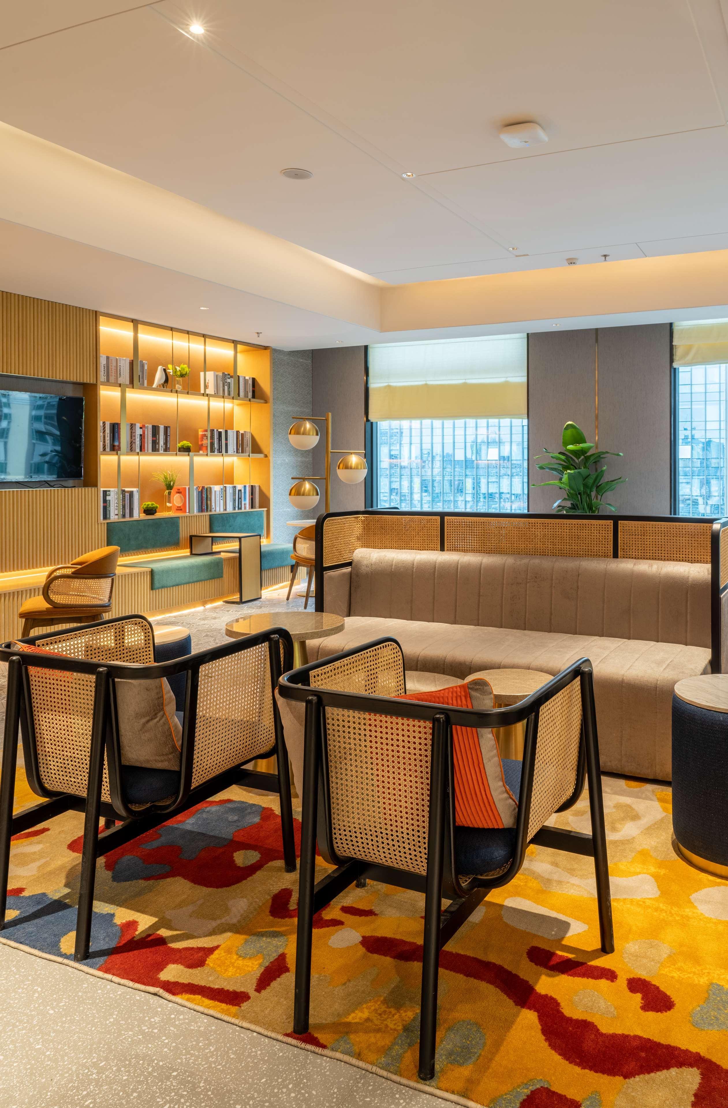 Hilton Garden Inn Shenzhen Nanshan Avenue エクステリア 写真