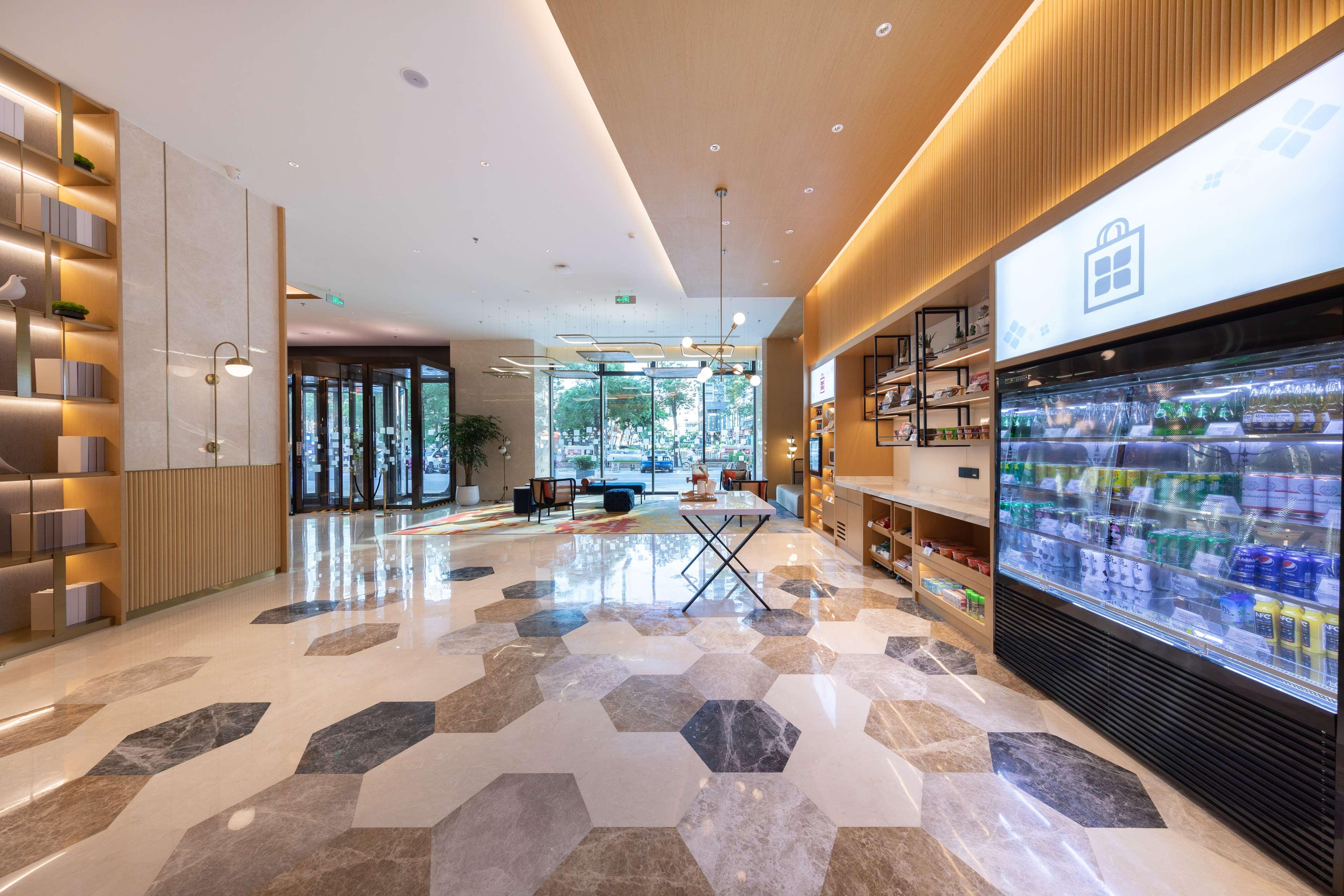 Hilton Garden Inn Shenzhen Nanshan Avenue エクステリア 写真
