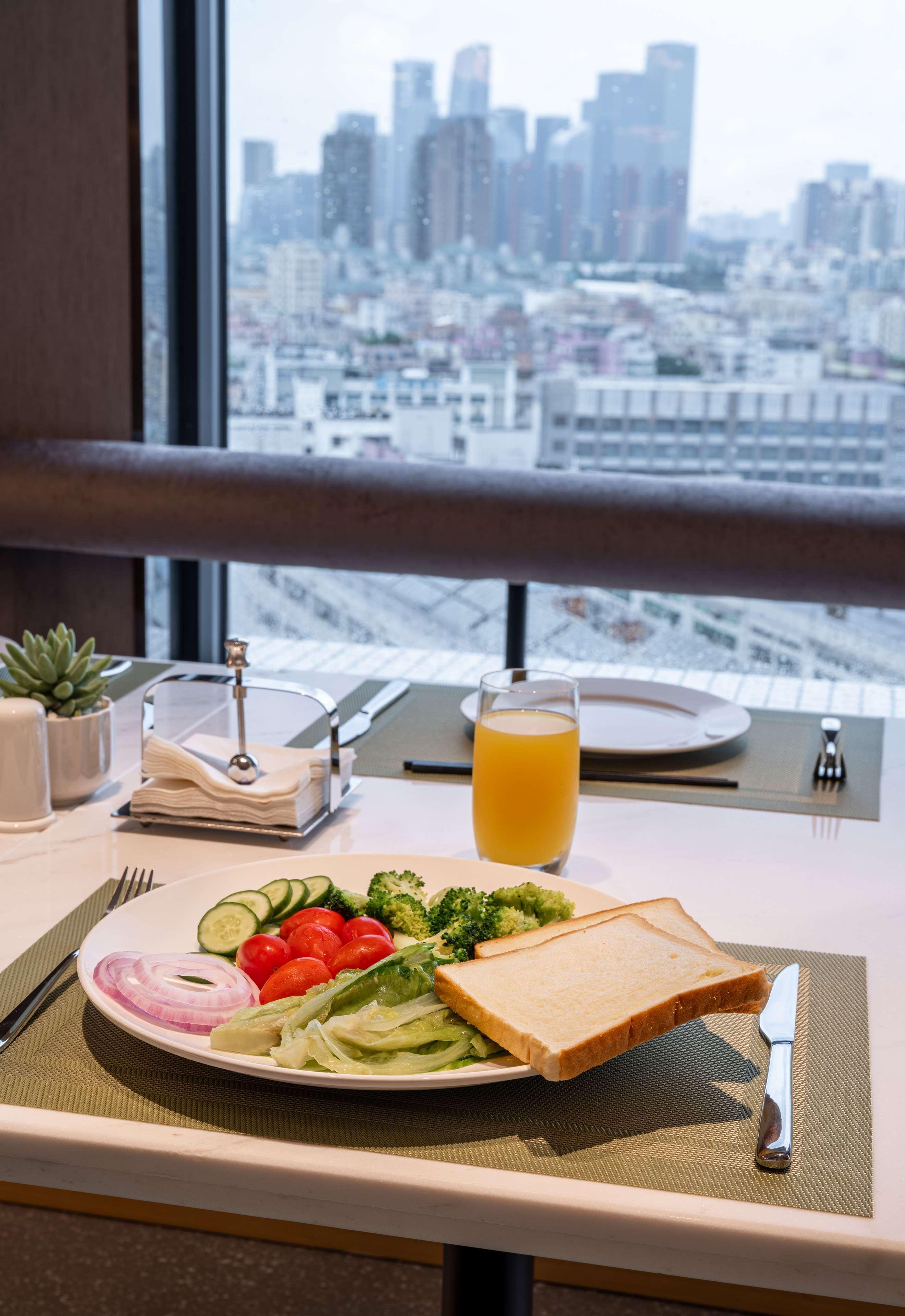 Hilton Garden Inn Shenzhen Nanshan Avenue エクステリア 写真