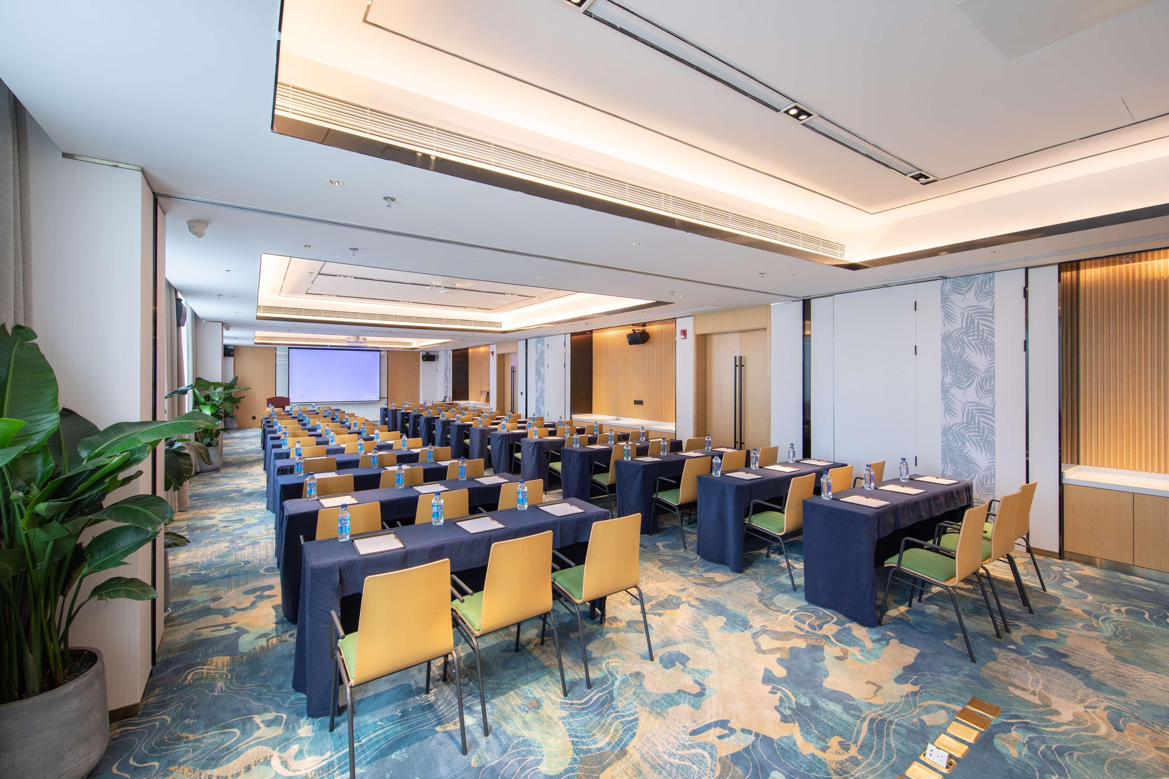 Hilton Garden Inn Shenzhen Nanshan Avenue エクステリア 写真